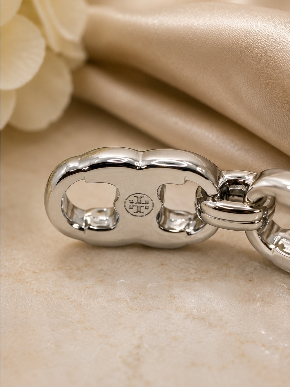 Tory Burch Silver Gemini Link Cuff Bracelet. - Picture 4 of 6